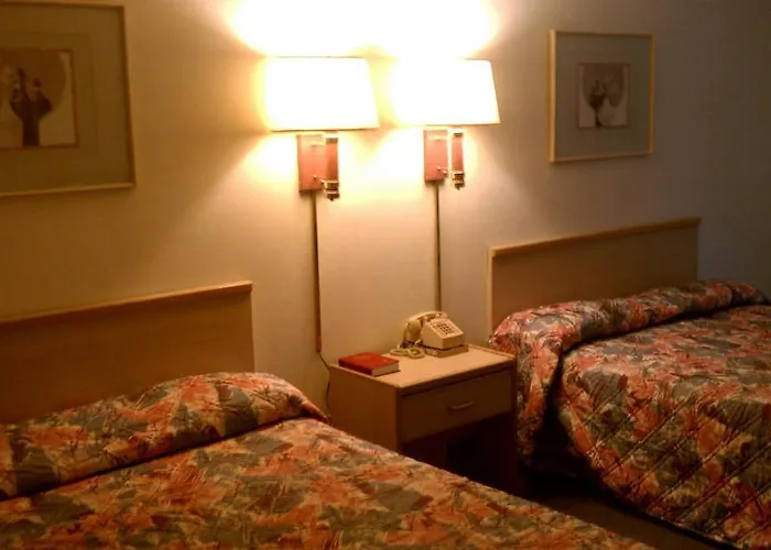 Hotel Goodnite And 2*